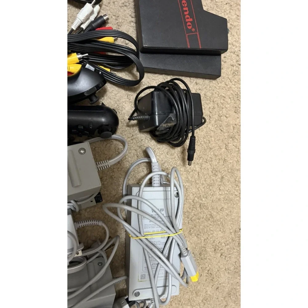 Lot of 6 Official OEM Nintendo Wii Wii U AC Power Supply Adapter Cords And More
